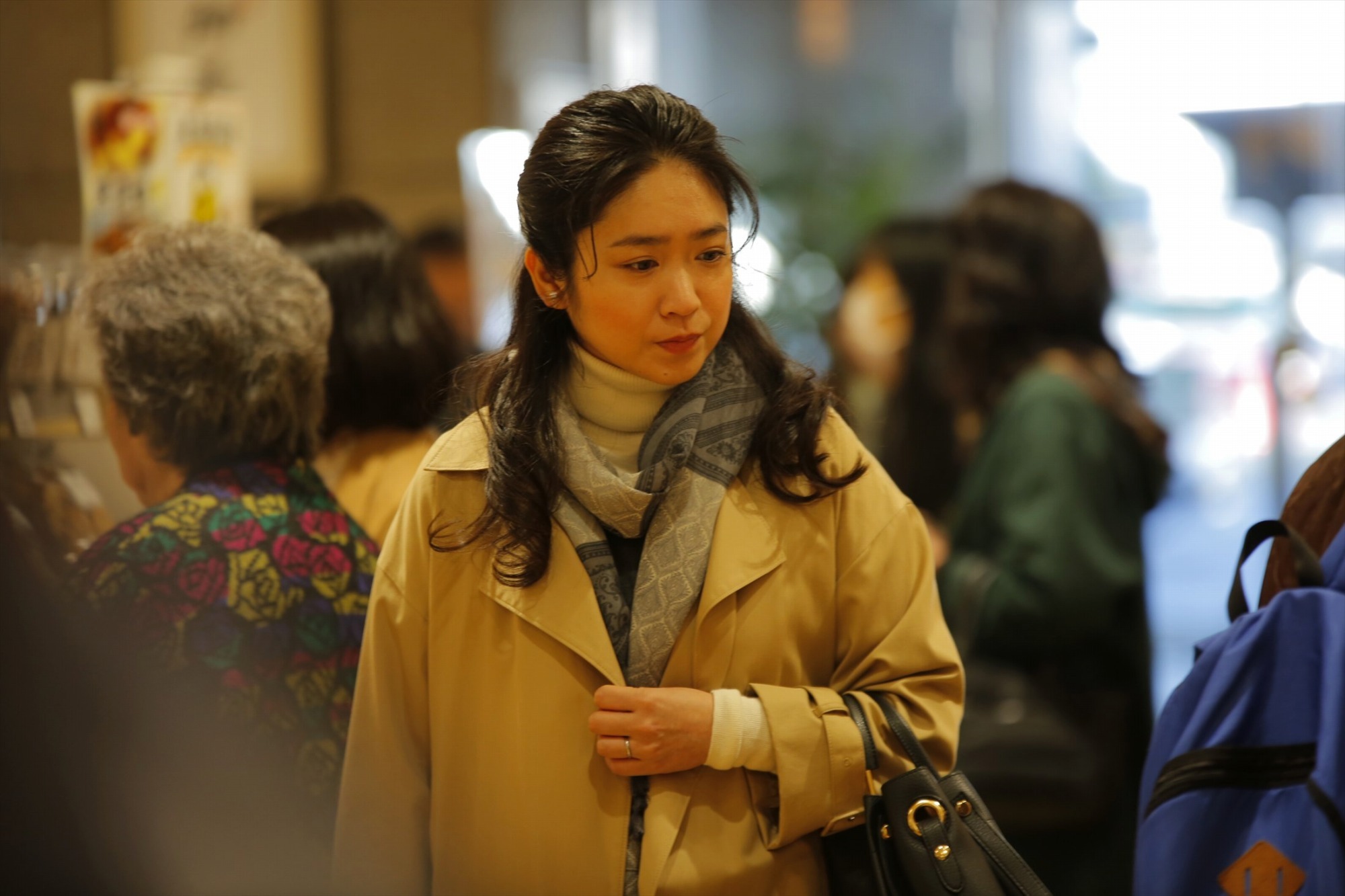 半世界剧照的剧照