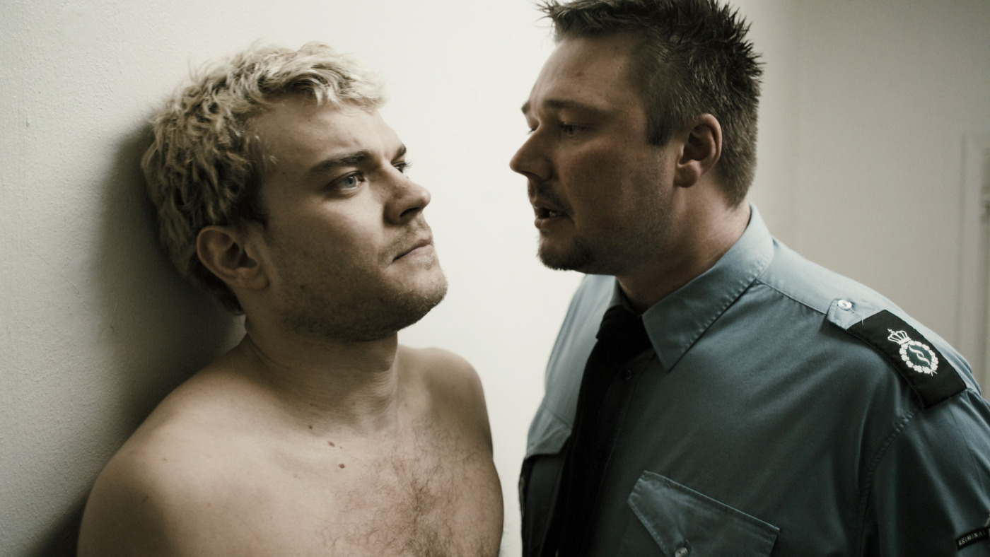 狱中困斗剧照的剧照