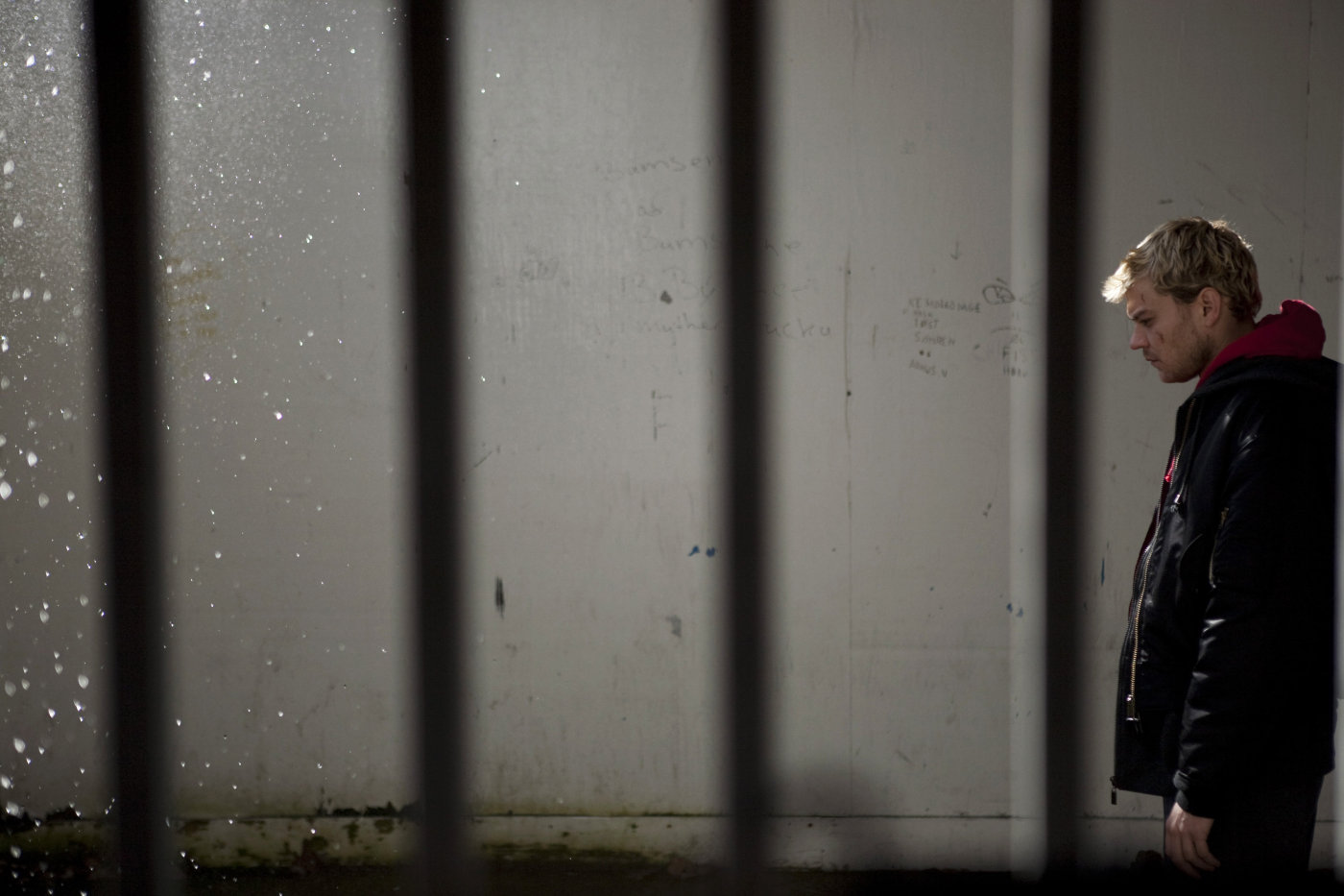 狱中困斗剧照的剧照