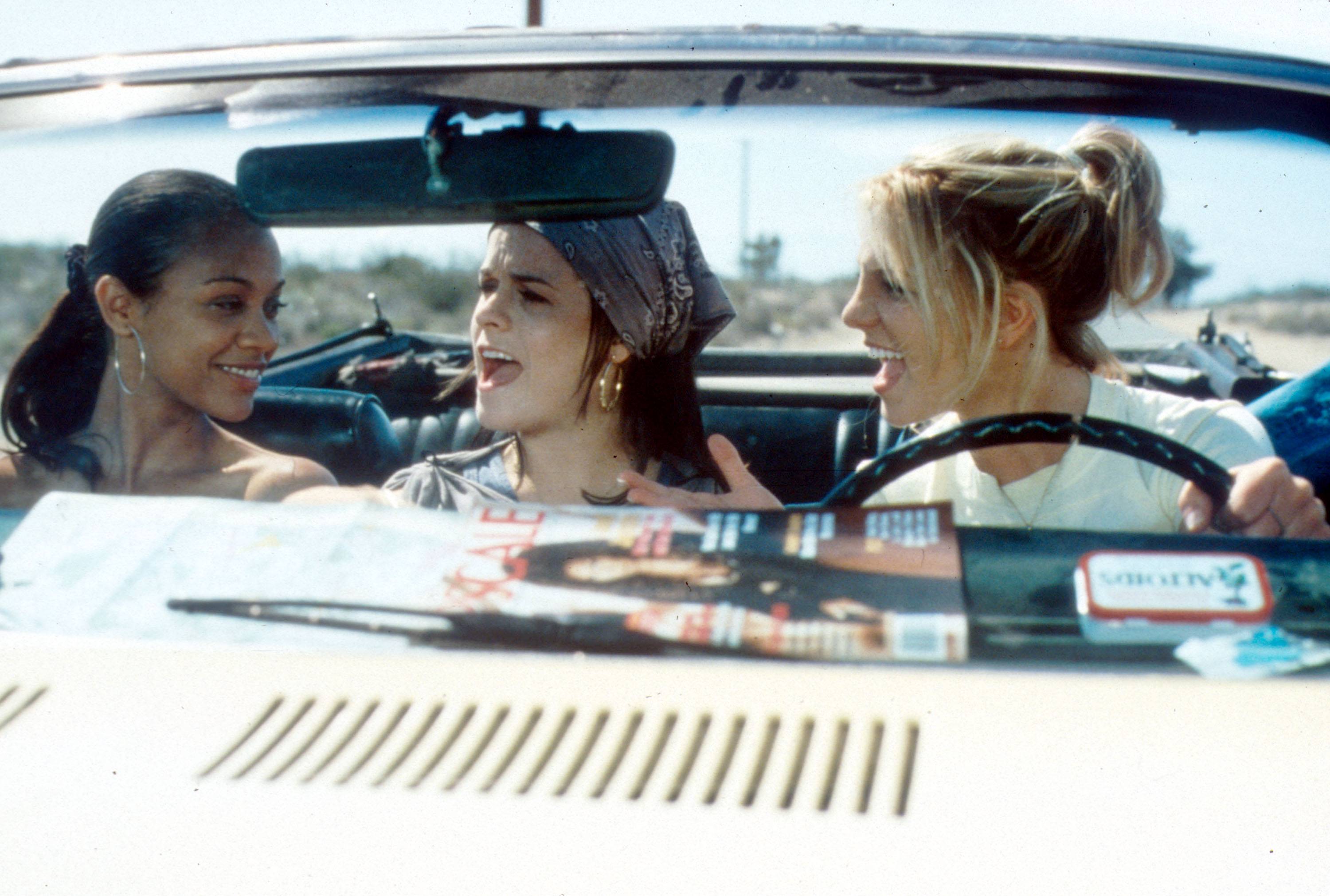 穿越乡间路剧照的剧照