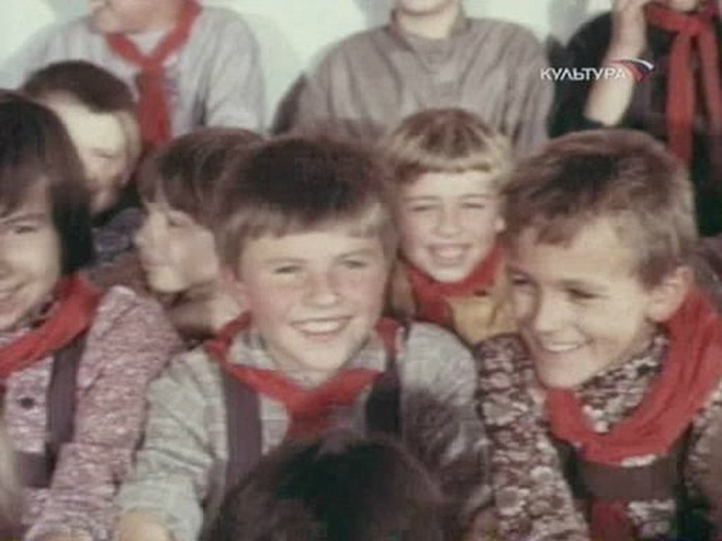 我是一个前哨基地的领导者剧照的剧照