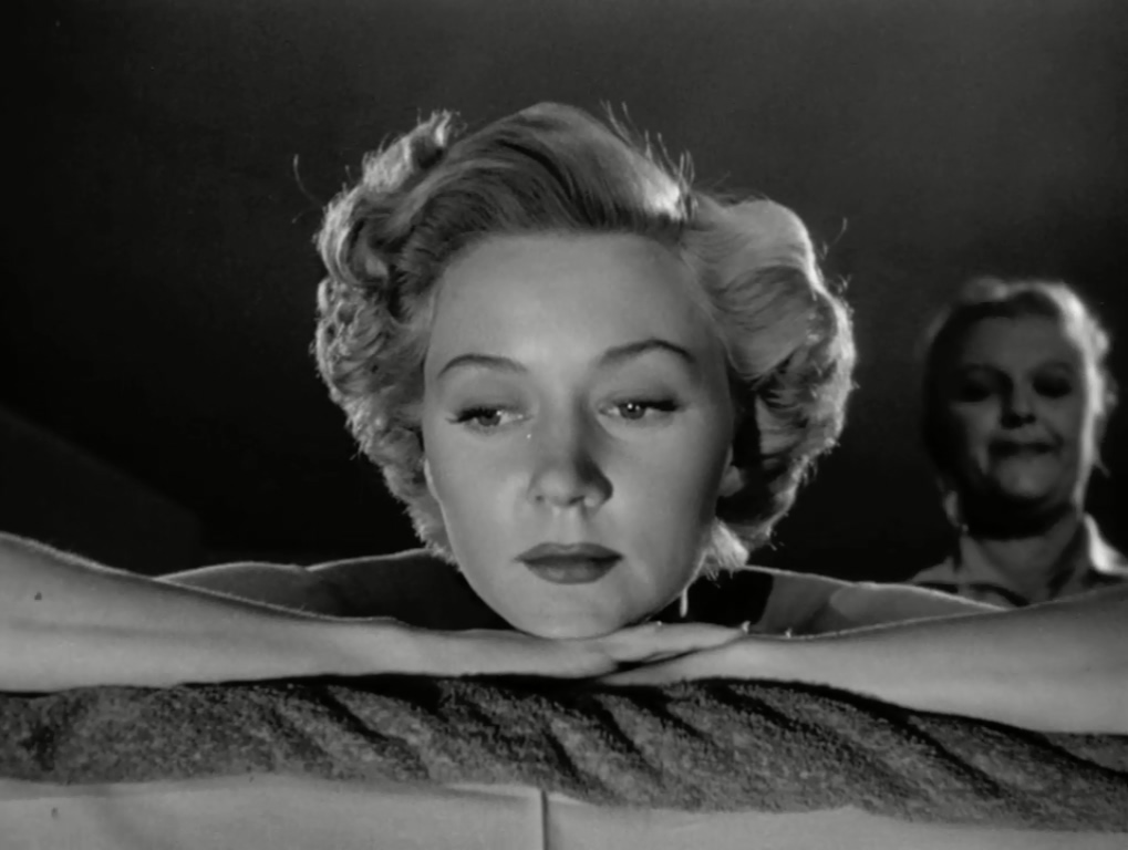 兰闺艳血剧照的剧照