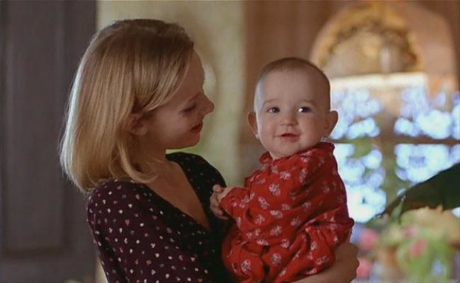 亲亲俏奶妈剧照的剧照