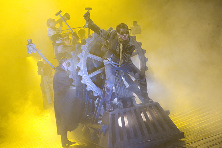 弗兰肯斯坦剧照的剧照