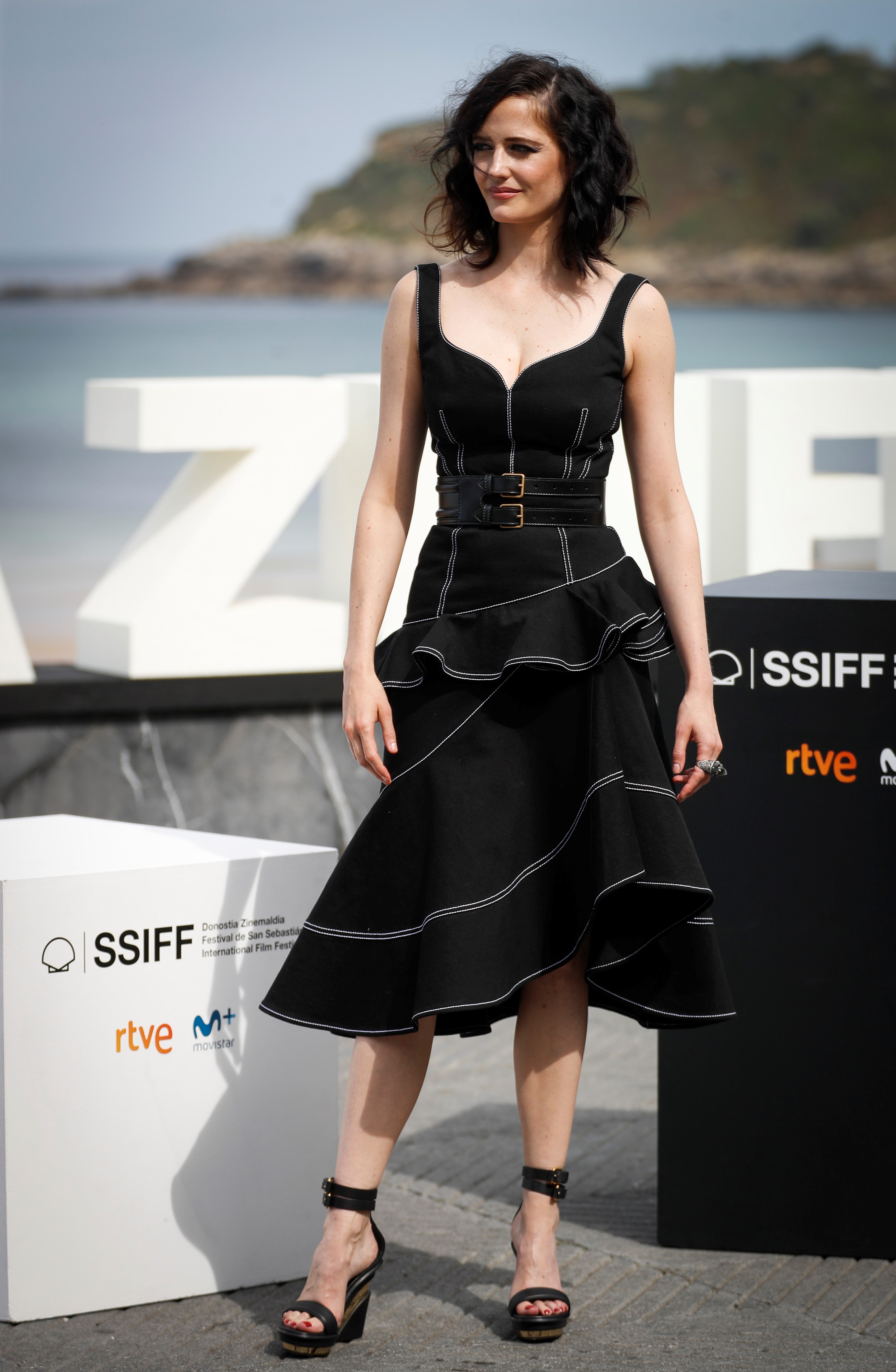 比邻星剧照的剧照