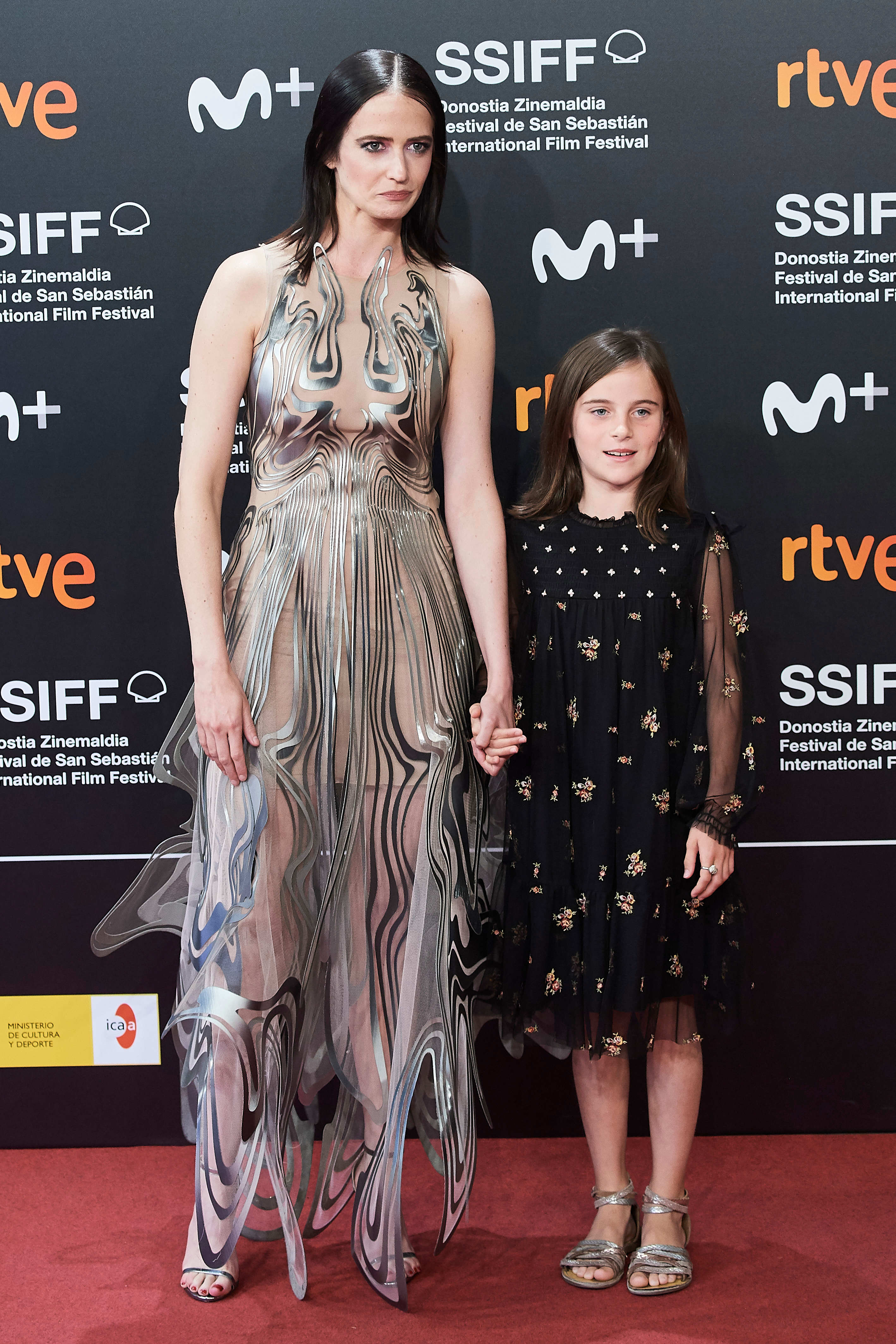 比邻星剧照的剧照