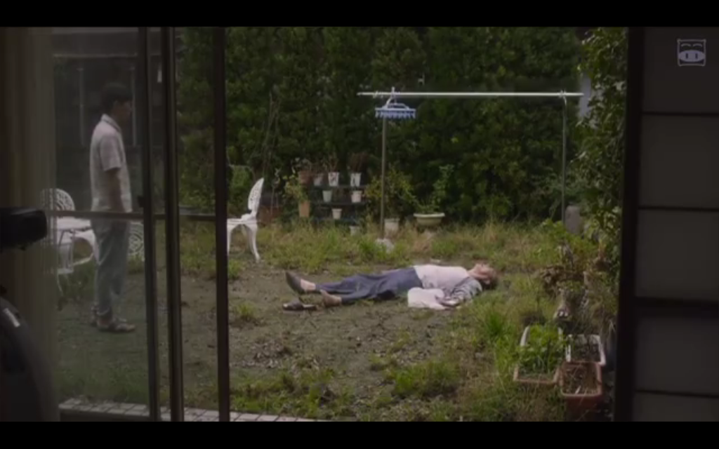 母亲去世时，我甚至想吃掉她的遗骨剧照的剧照