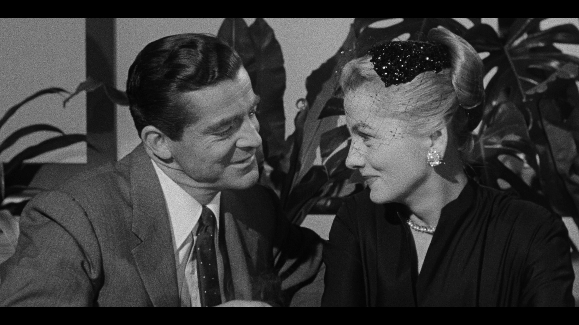 高度怀疑剧照的剧照