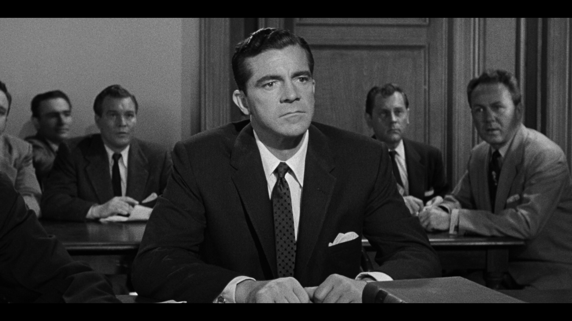 高度怀疑剧照的剧照