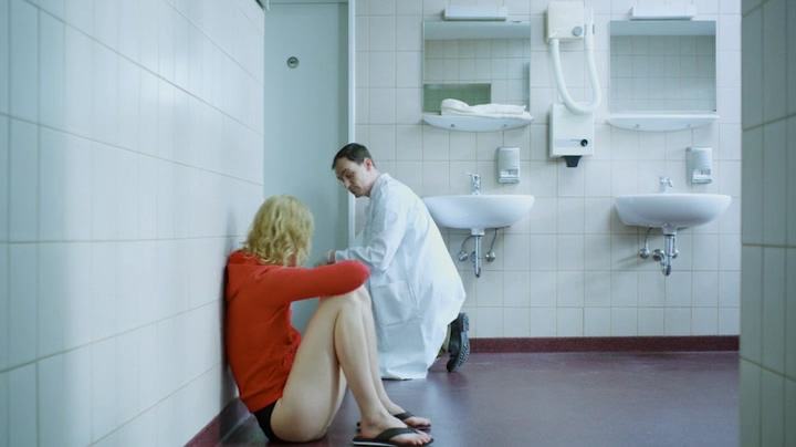 厕所故事剧照的剧照