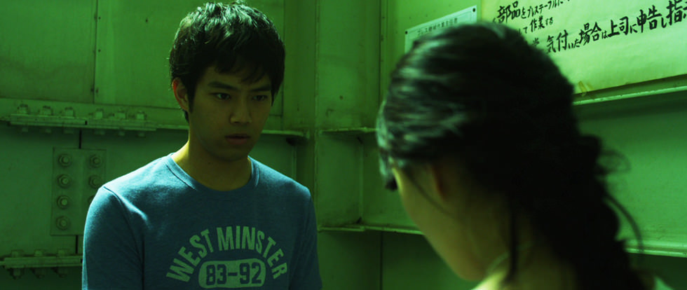 盛开的樱花树下剧照的剧照