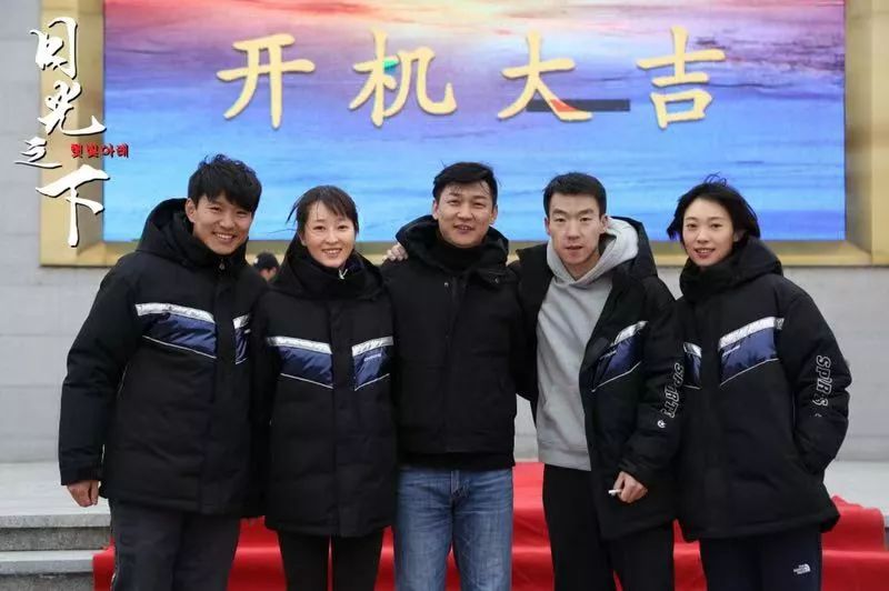 日光之下剧照的剧照