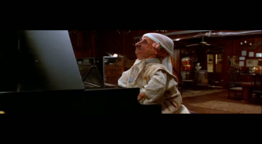 拦截人魔岛剧照的剧照