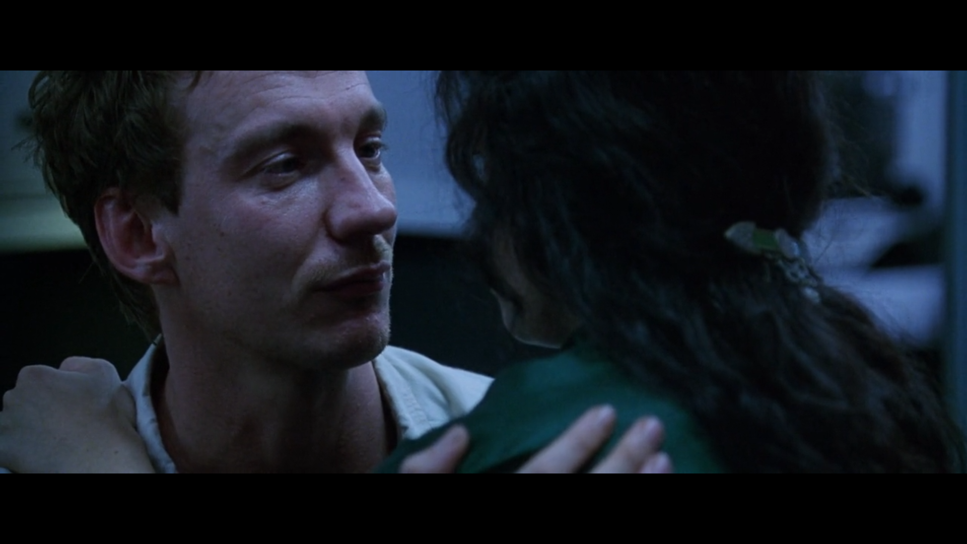 拦截人魔岛剧照的剧照