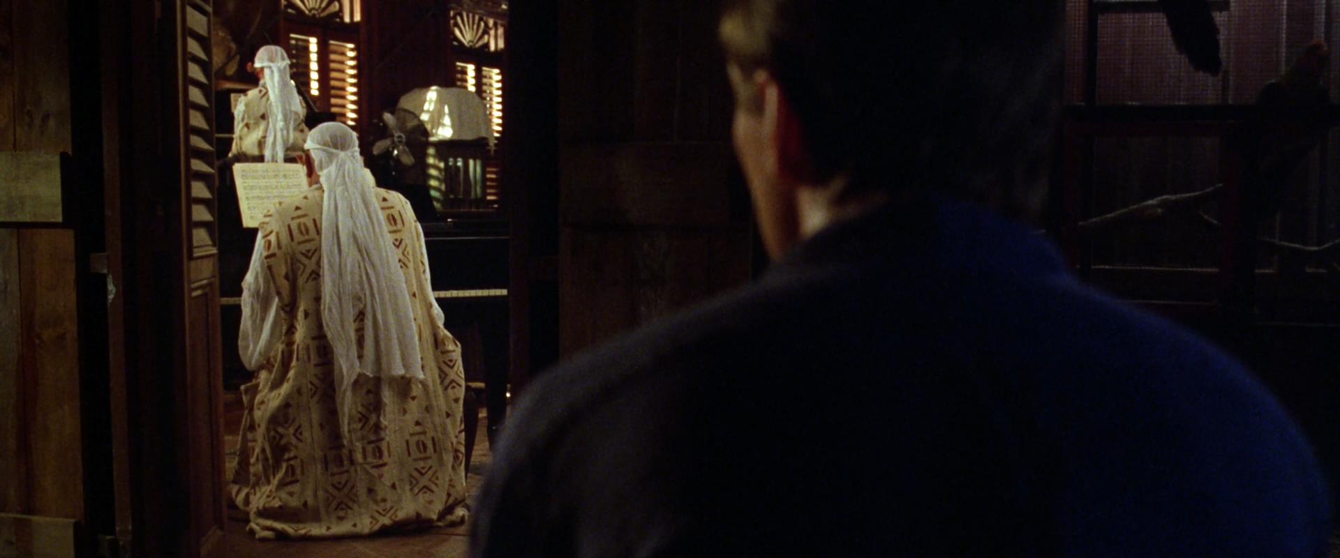 拦截人魔岛剧照的剧照