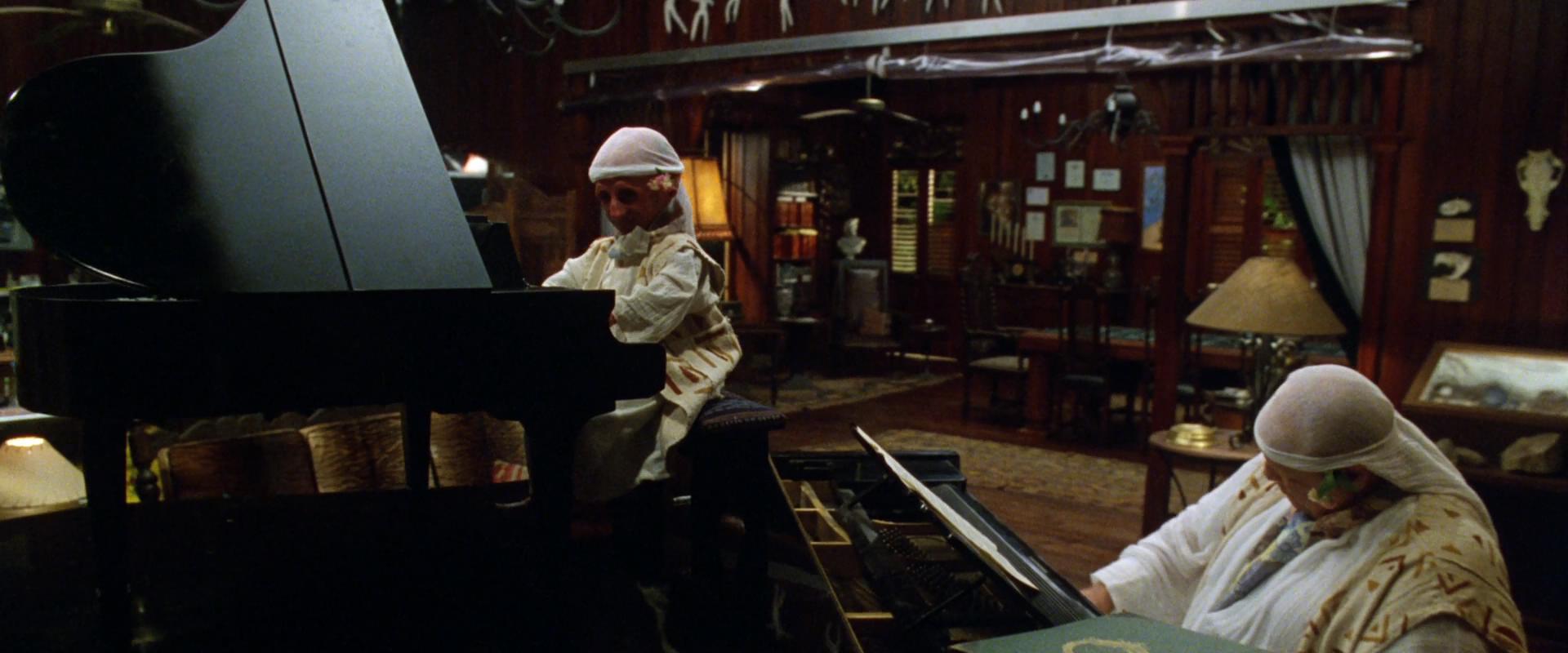 拦截人魔岛剧照的剧照