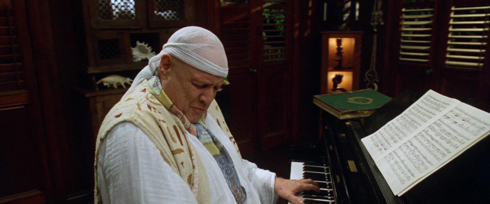 拦截人魔岛剧照的剧照