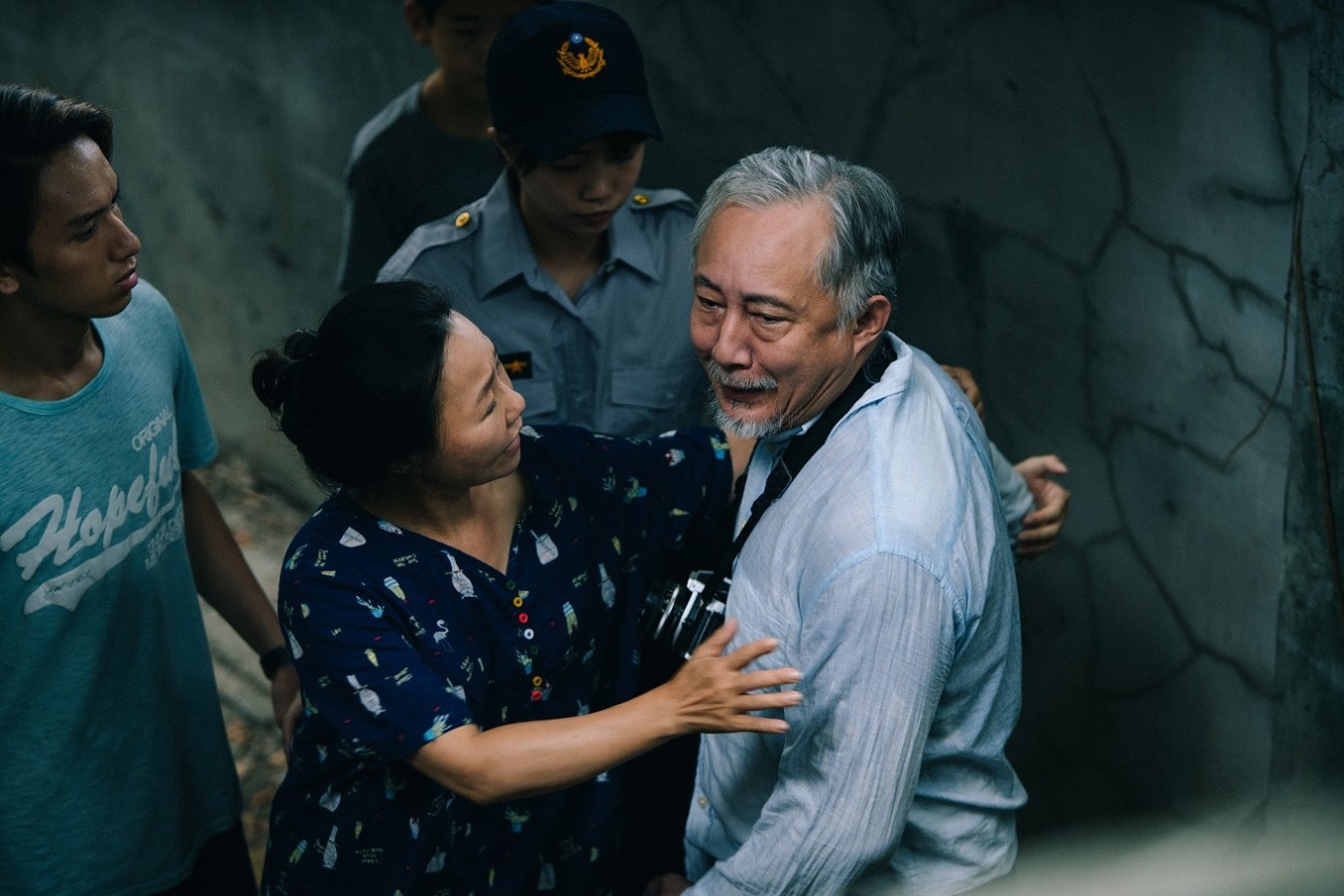 那个我最亲爱的陌生人剧照的剧照