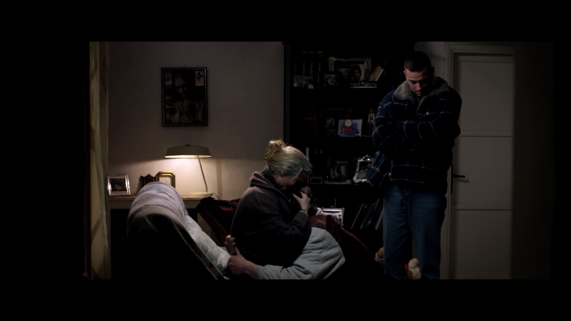 不要为恶剧照的剧照