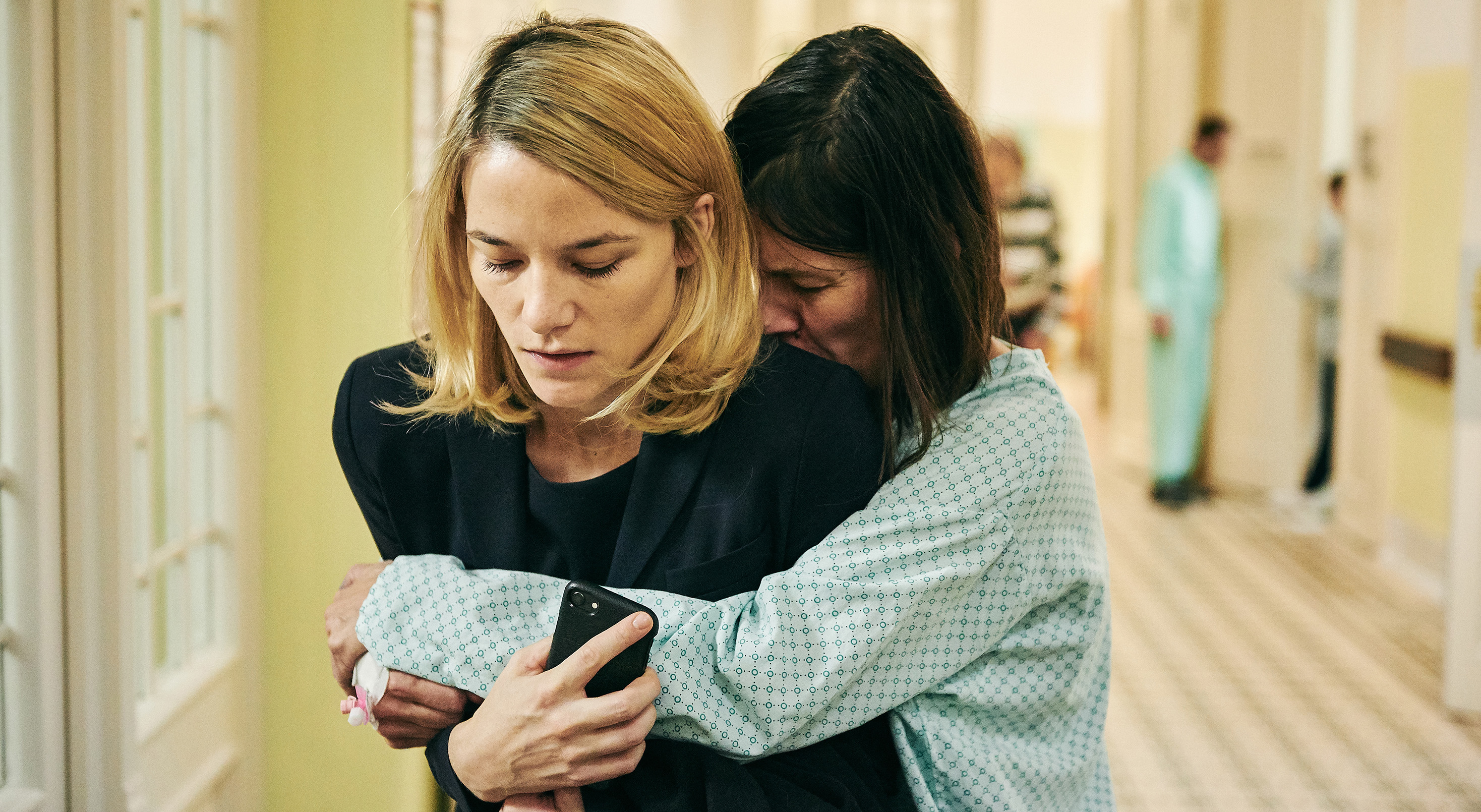 脚下的土地剧照的剧照