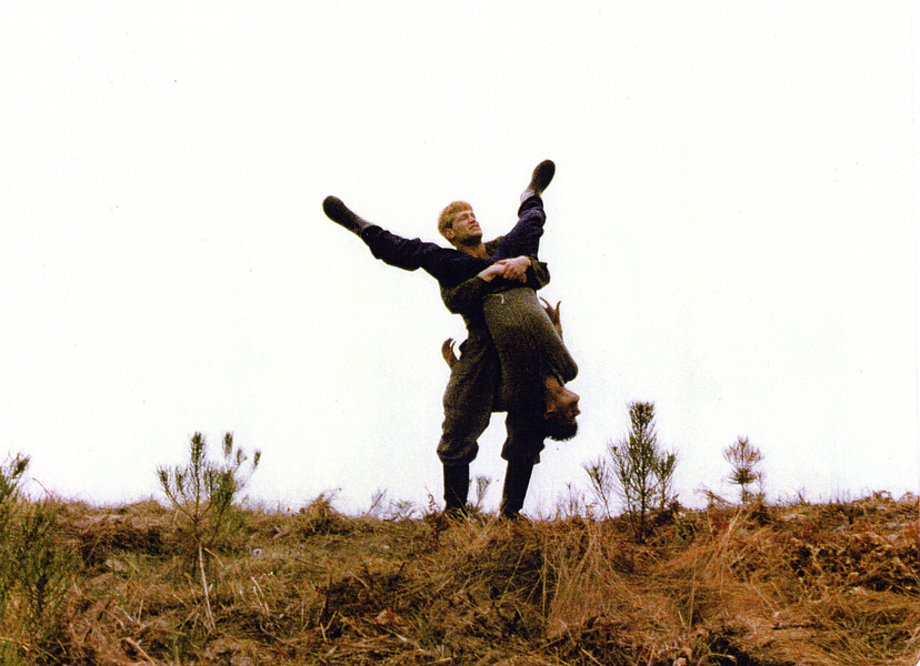 我们是一个人剧照的剧照