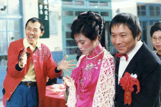 八番坑口的新娘剧照的剧照