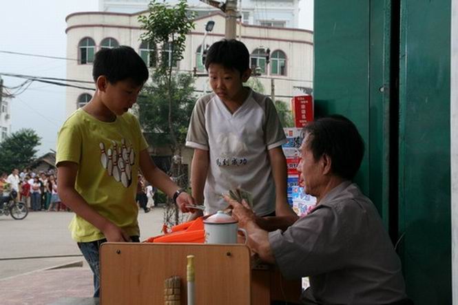 别惹小孩剧照的剧照