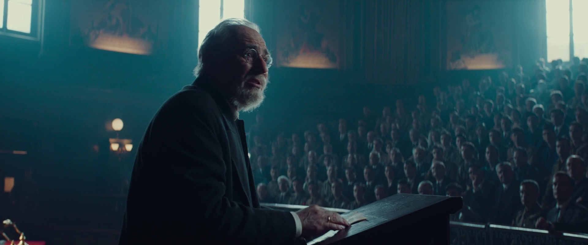 战争未了剧照的剧照