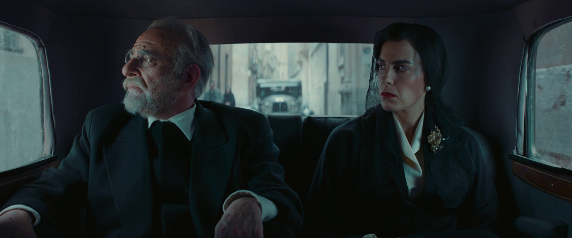 战争未了剧照的剧照