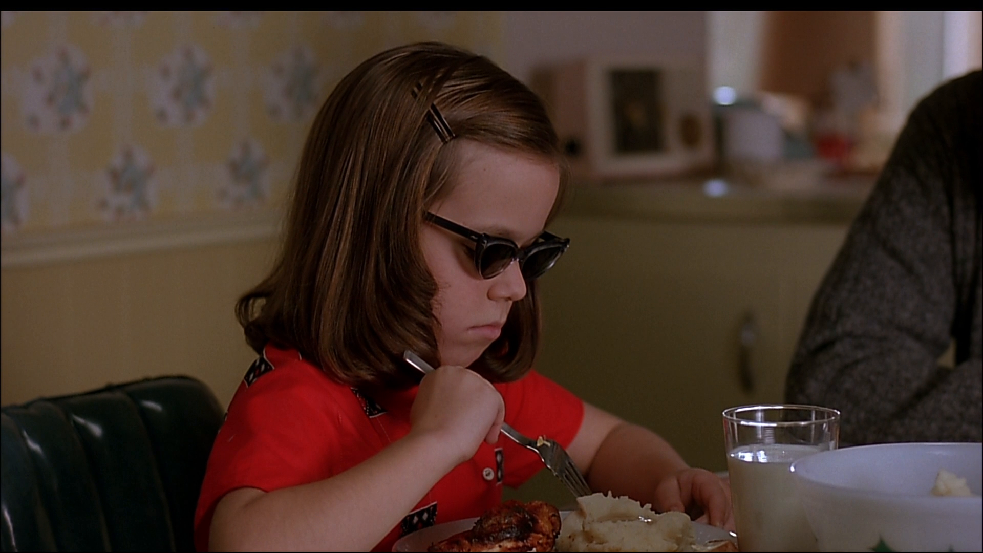 超级大奶妈剧照的剧照