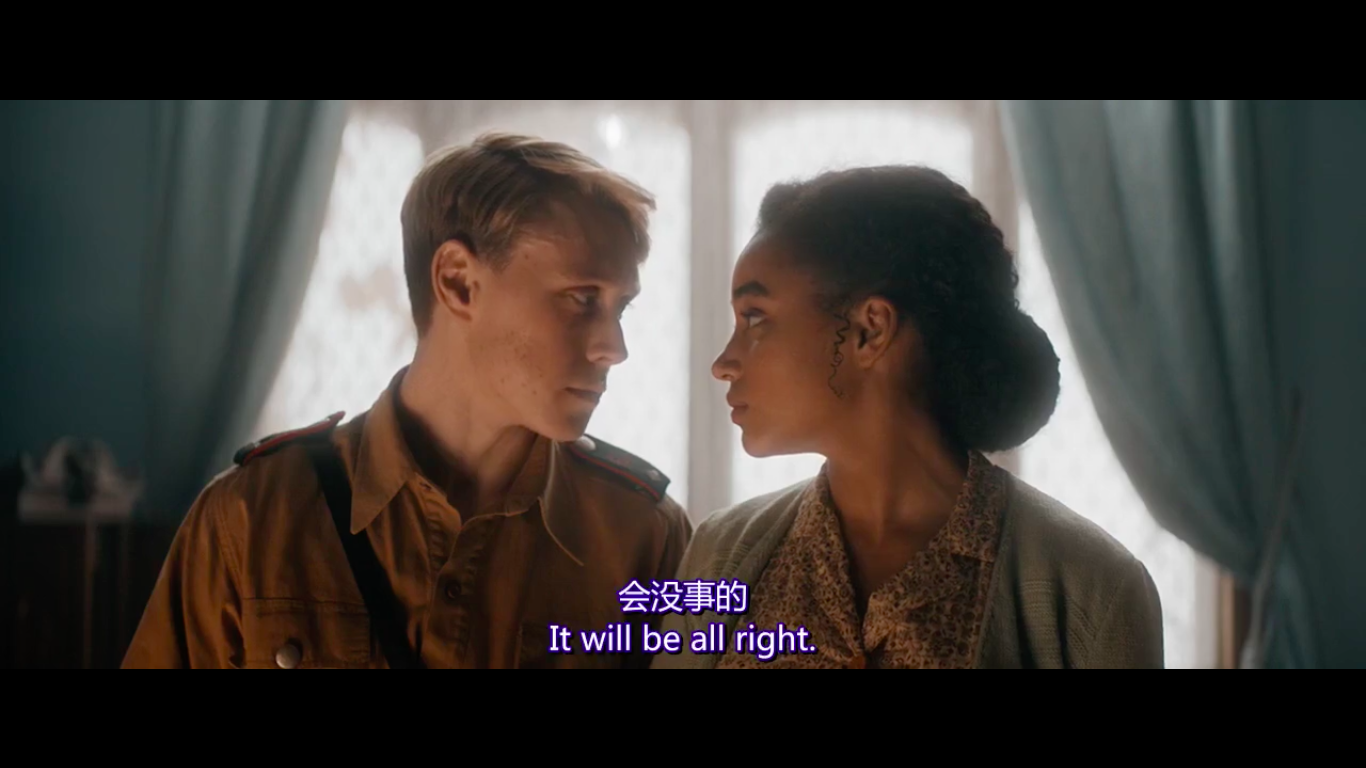 触碰的双手剧照的剧照