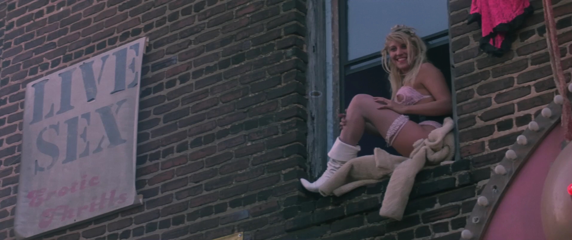 雷霆穿梭人剧照的剧照