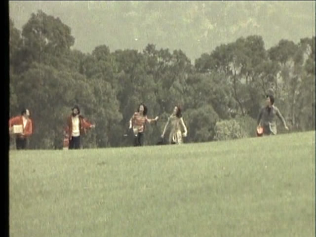 温暖在秋天剧照的剧照