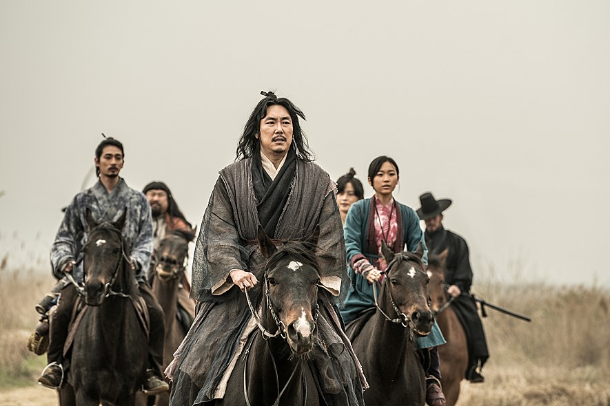 戏子们：传闻操纵团剧照的剧照