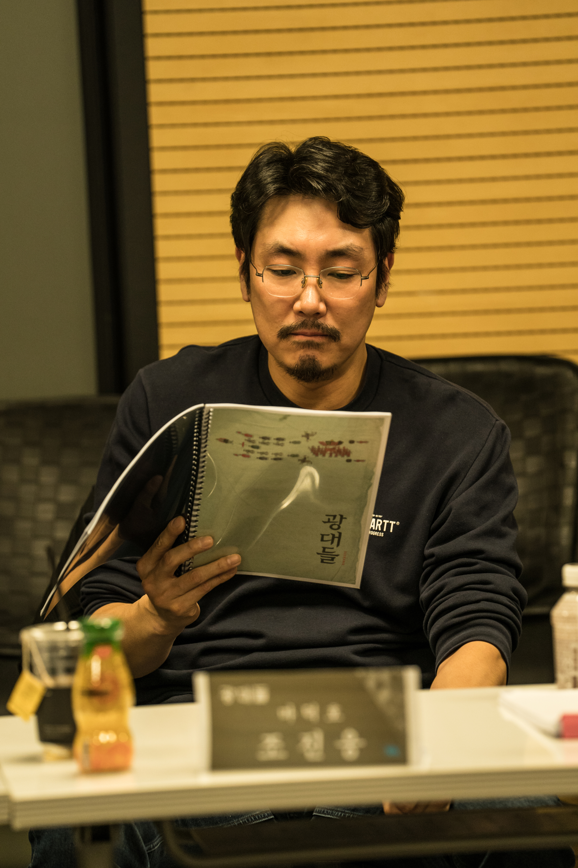 戏子们：传闻操纵团剧照的剧照