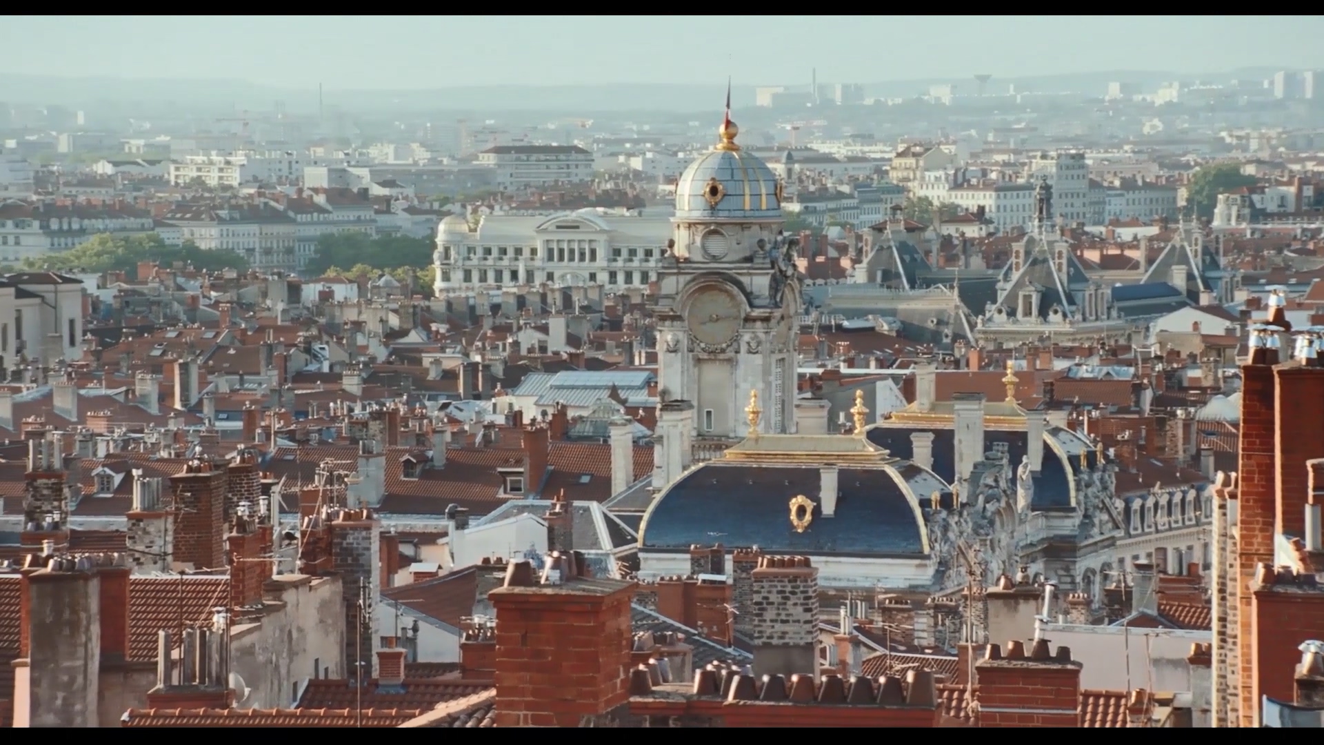 爱丽丝和市长剧照的剧照