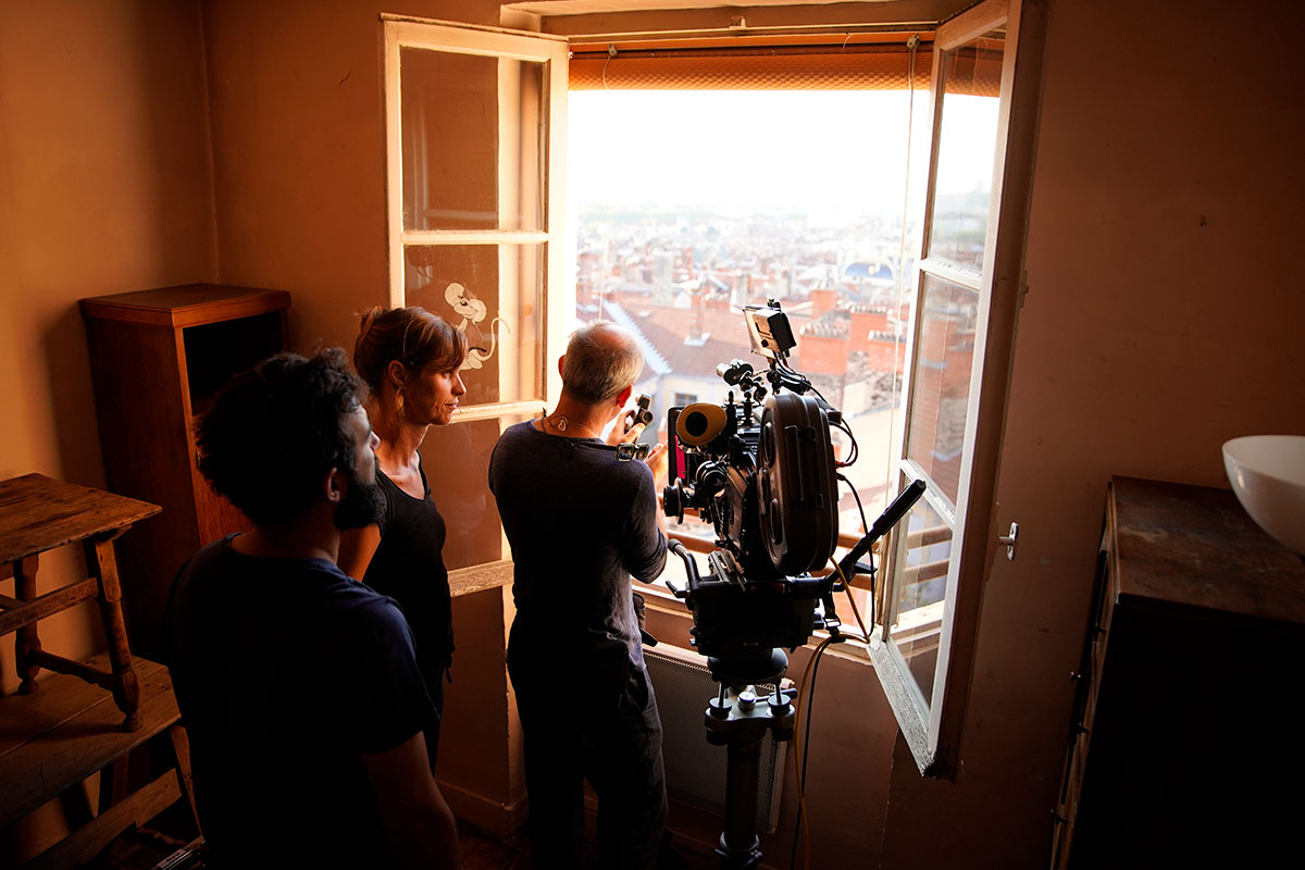 爱丽丝和市长剧照的剧照