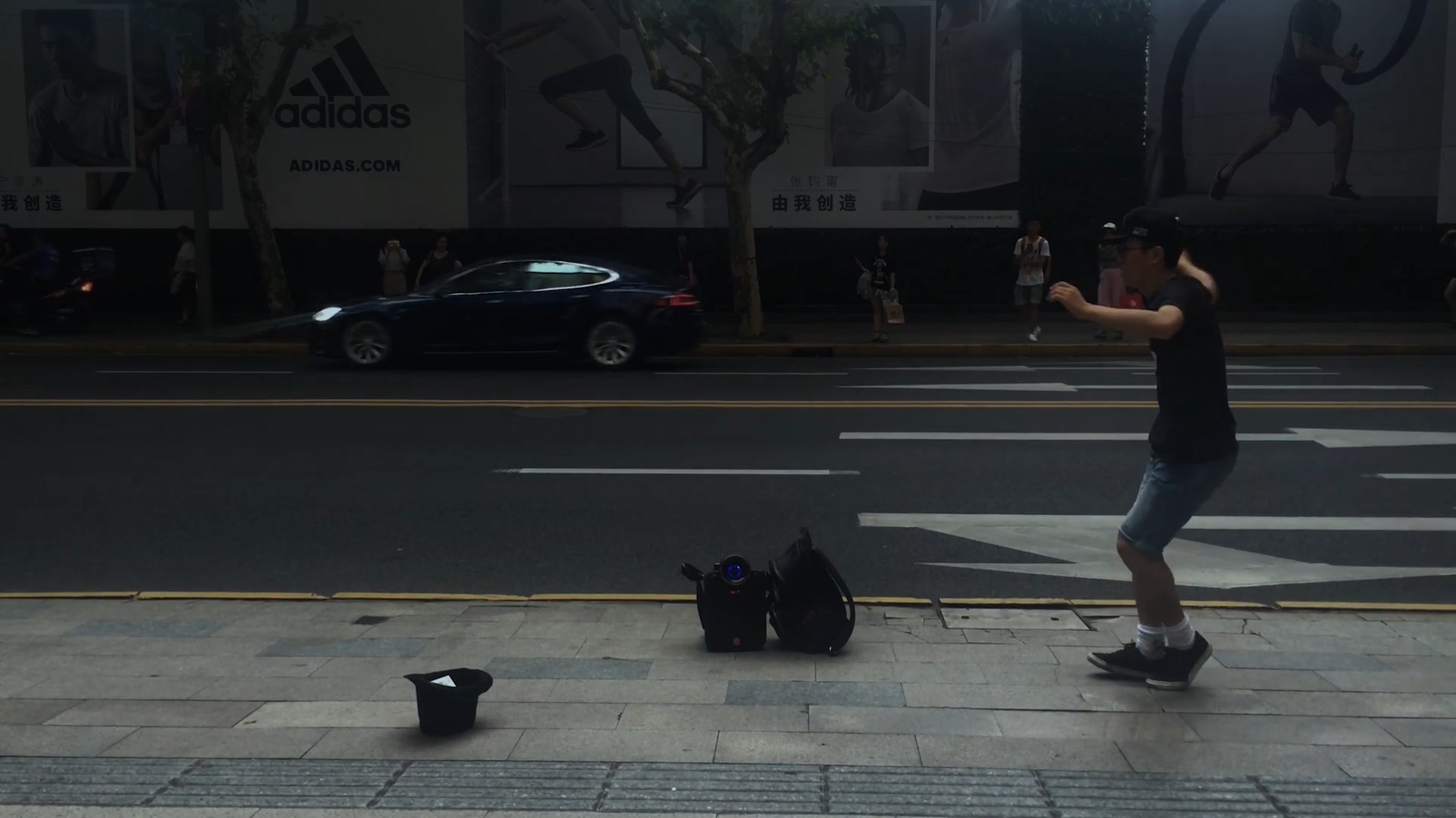 擦一擦你那满腹经纶的道貌岸然剧照的剧照