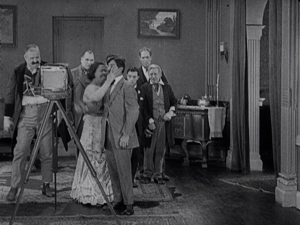 我妻子的亲戚剧照的剧照