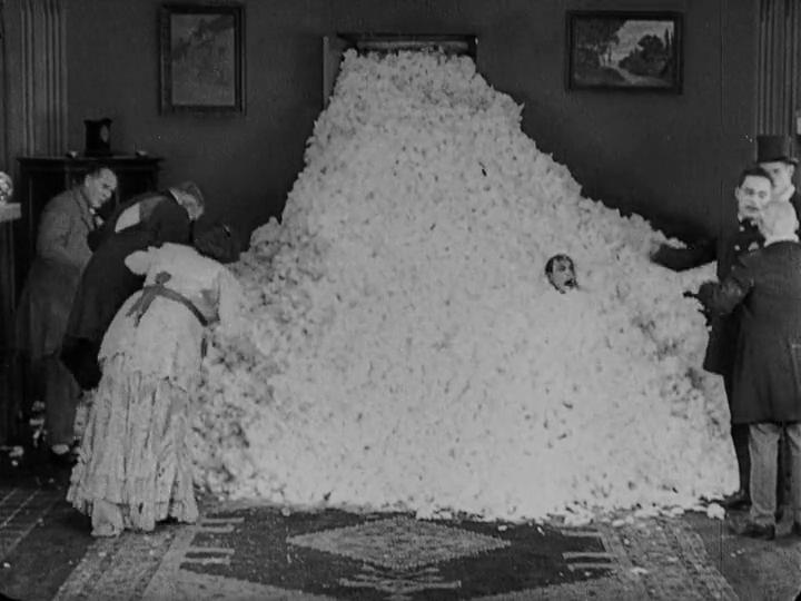 我妻子的亲戚剧照的剧照