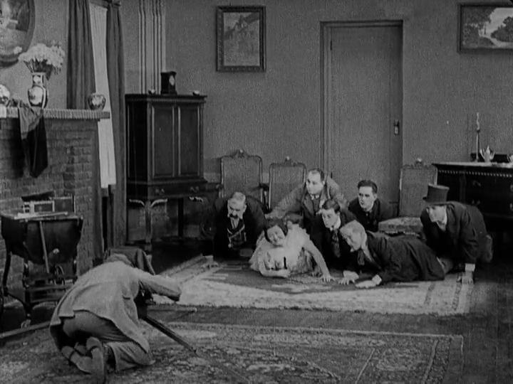 我妻子的亲戚剧照的剧照