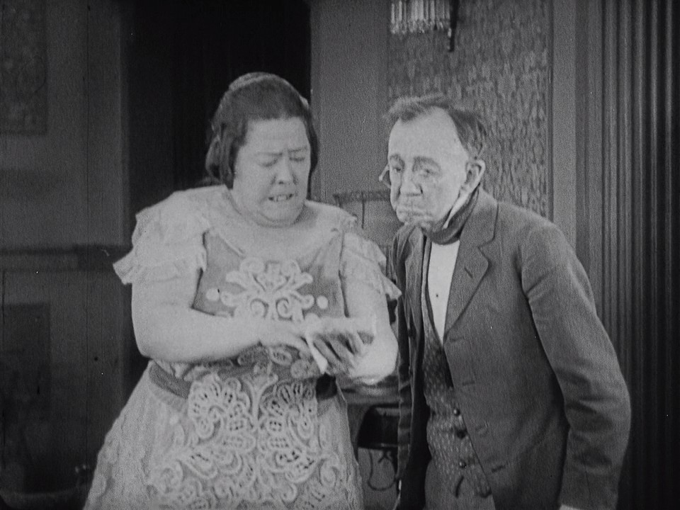 我妻子的亲戚剧照的剧照