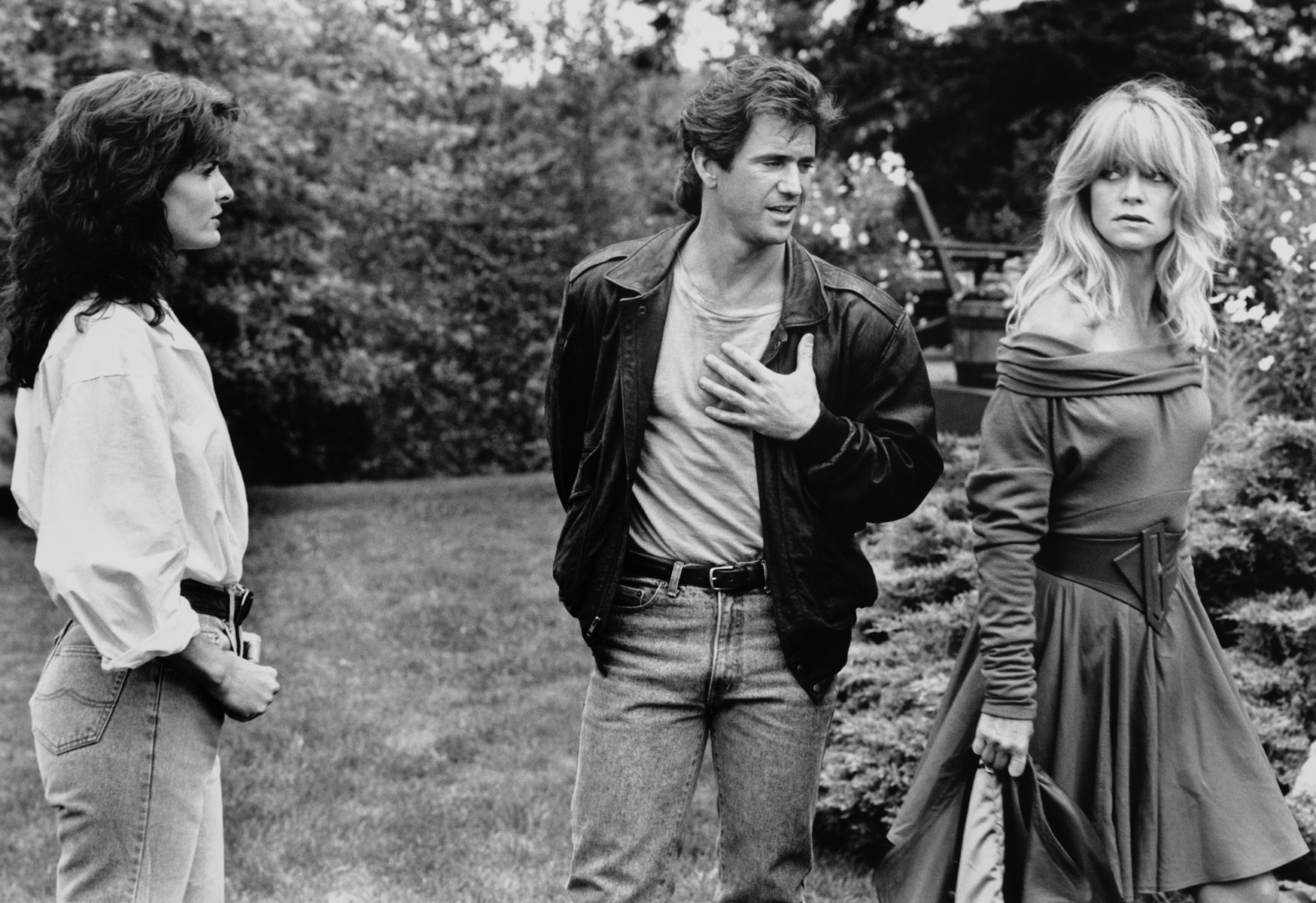 轰天俏娇娃剧照的剧照