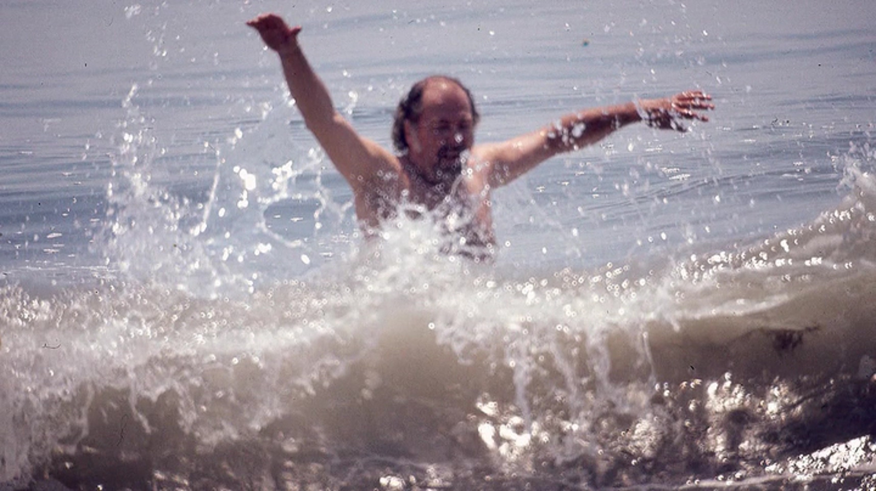 奥尔特曼剧照的剧照