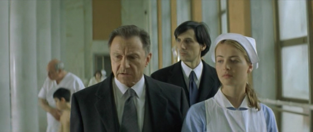 火山口的情人剧照的剧照