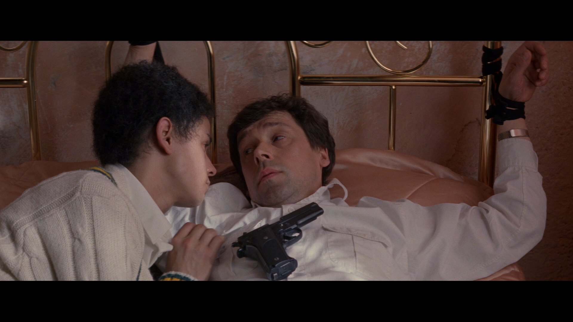 哭泣的游戏剧照的剧照