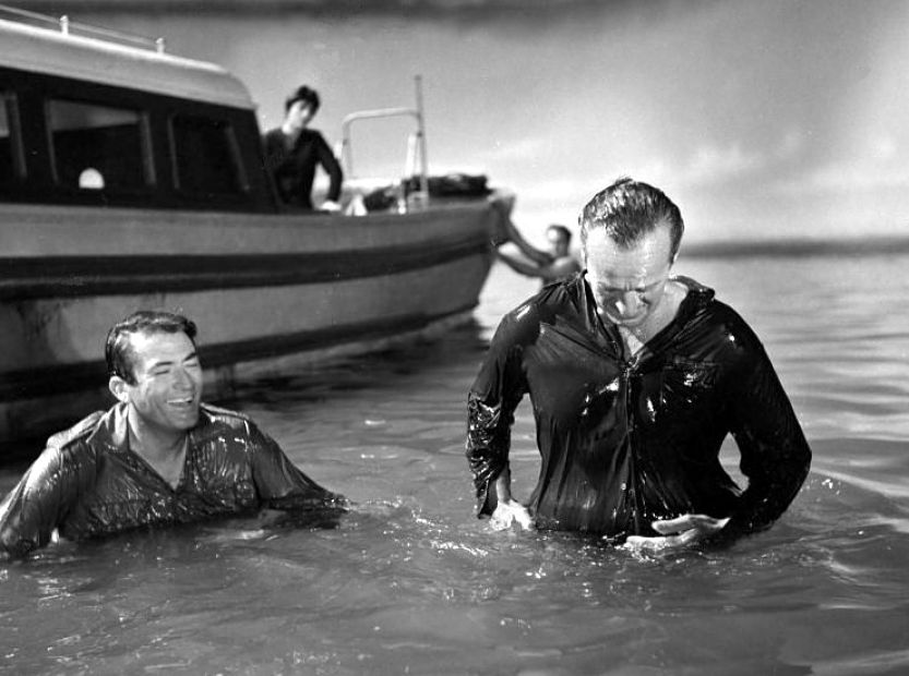 纳瓦隆大炮剧照的剧照