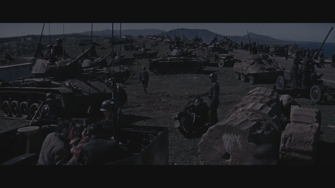 纳瓦隆大炮剧照的剧照