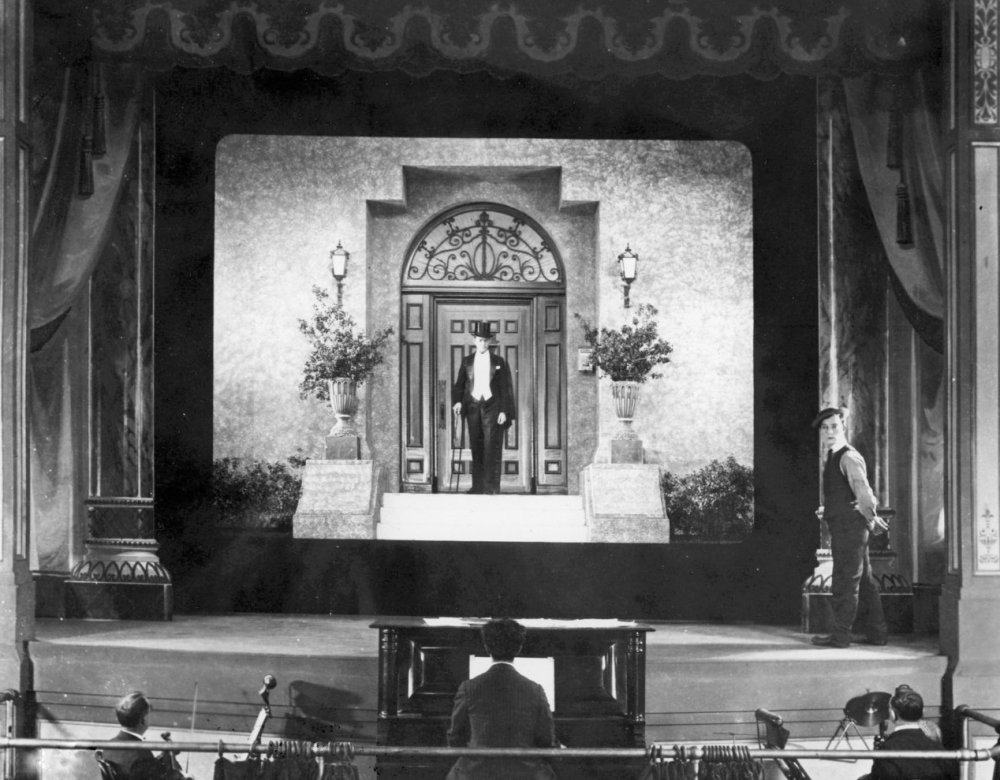 福尔摩斯二世剧照的剧照