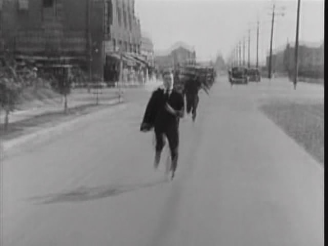 福尔摩斯二世剧照的剧照